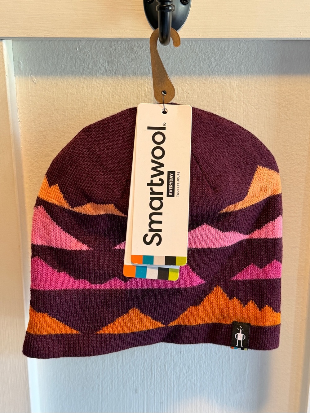 Smartwool Women's Purple Pink Orange mountain Patterned Beanie NWT